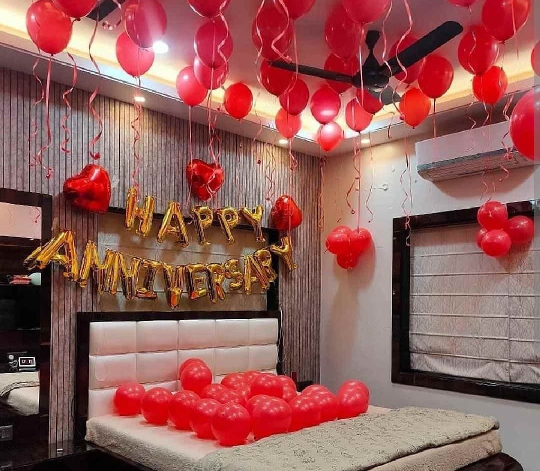 Anniversary Rose Room Decoration